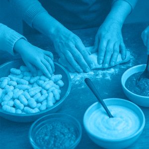 IN CUCINA CON MAMMA E PAPÀ: GNOCCHI AI TRE SUGHI (5-12 ANNI)