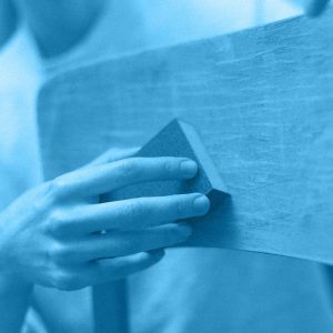 RESTAURO E DECORAZIONE MOBILI